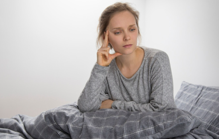 Warum bleibt Müdigkeit trotz körperlicher Ruhe bestehen